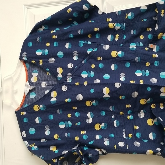 Code Happy Women's Scrub Top - Picture 3 of 11